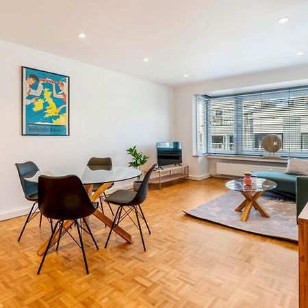 Fantastically Located Modern Apartment With Garage Available Oostende Eksteriør billede